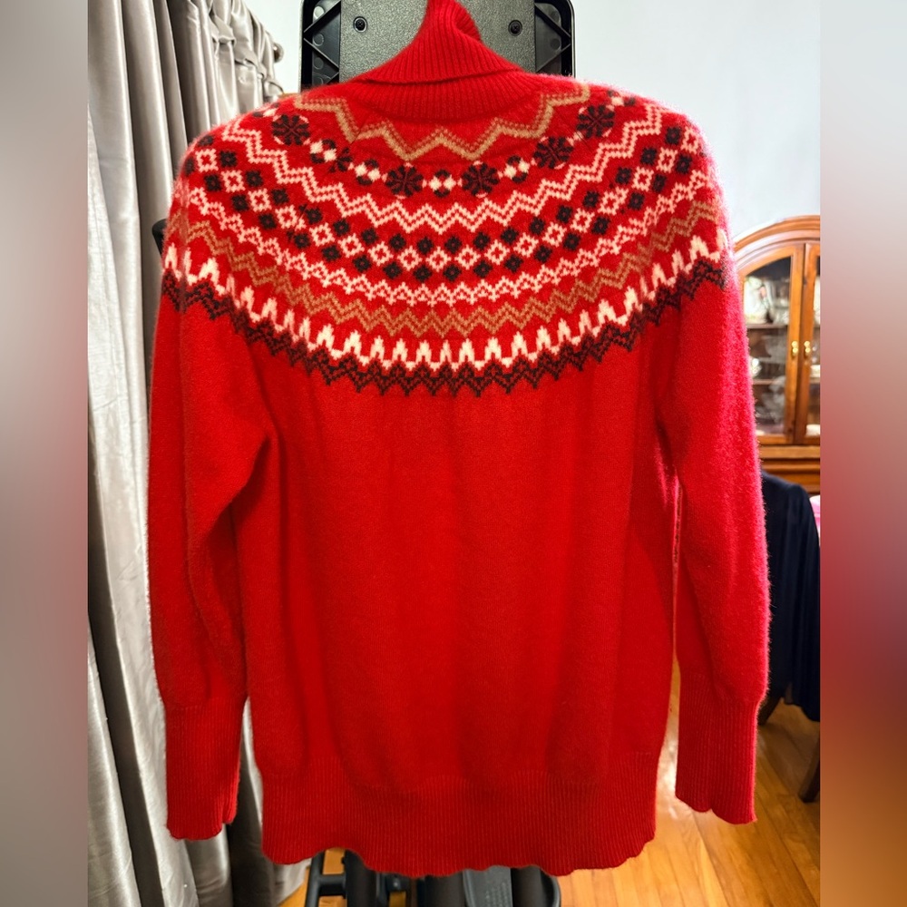 Red Fair Isle Women’s Cashmere Sweater - Picture 2 of 2